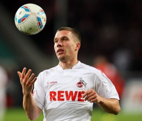 开云体育在线-马丁内利全程高能输出！澳大利亚3-0玻利维亚，桑巴新星照亮联合杯